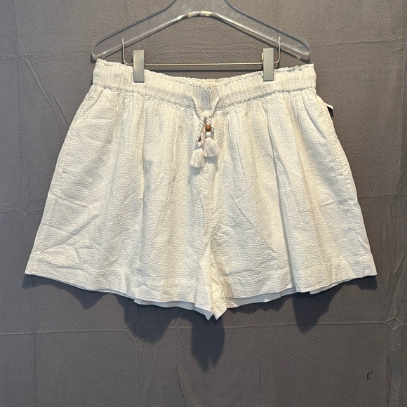 Faherty White "Marina" seersucker Short NWOT - Picture 1 of 5